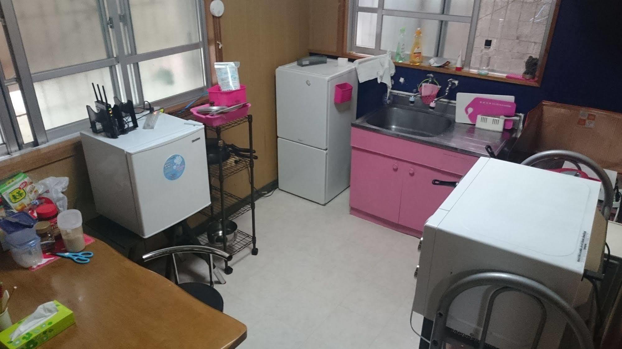 Koza Share House Hotel Okinawa Eksteriør billede