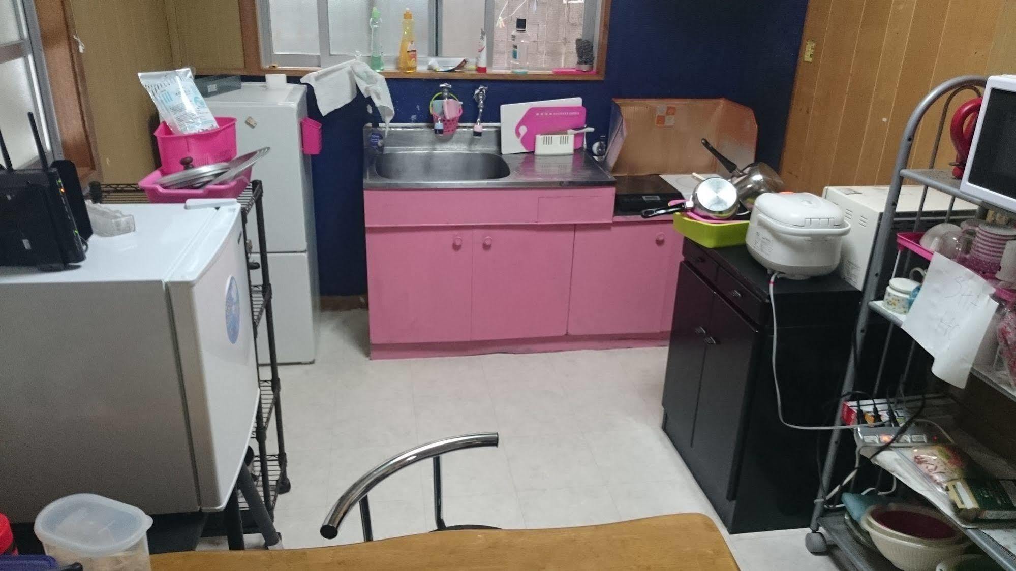 Koza Share House Hotel Okinawa Eksteriør billede